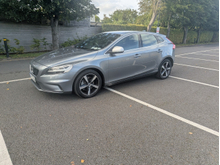 Volvo V40 2.0 T2 R-DESIGN NAV+ 5DR 40 SERIES