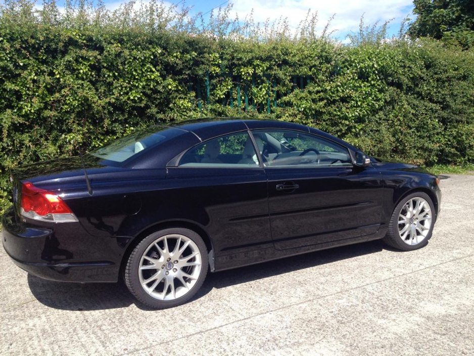 Volvo C70 2.4I SE GEARTRONIC A — thumbnail 9