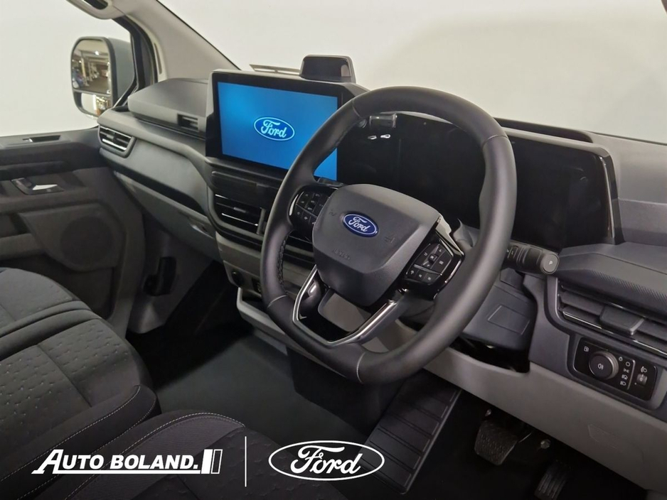 2026 Ford Transit Custom 2.5L Petrol Plug-in Hybrid For Sale Images