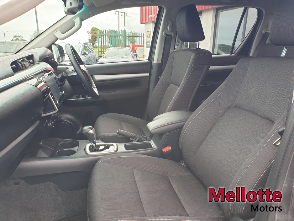 2023 Toyota Hilux 2.8L Diesel For Sale Images