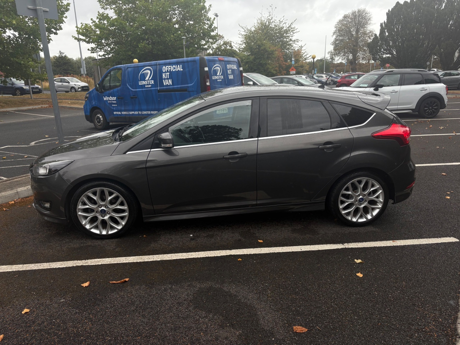Ford Focus 1.0T ZETEC S ECOBOOST 12 — thumbnail 2