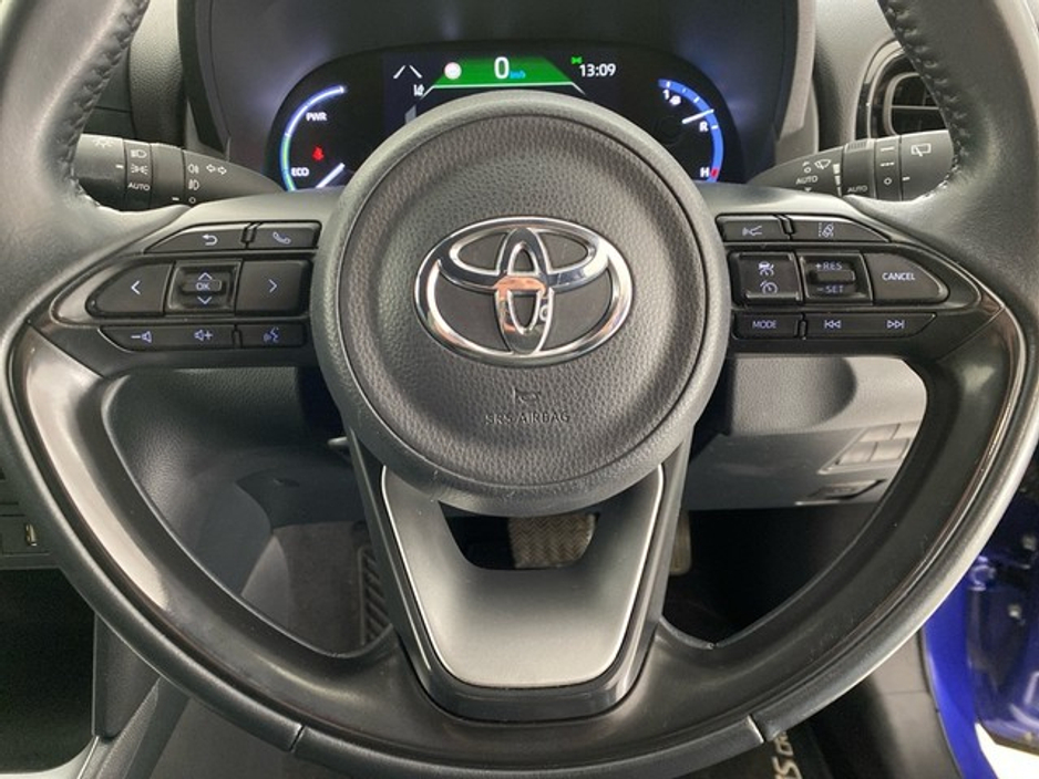 Toyota Yaris Cross Luna Sport Hybrid — thumbnail 17