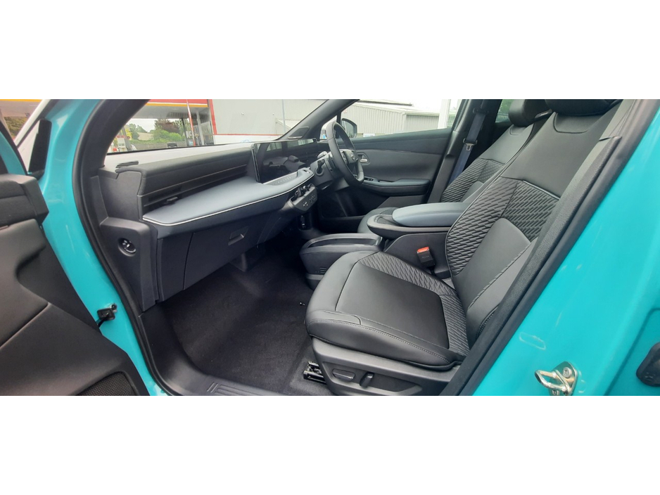 Nissan Leaf 52KW EVOLVE 5DR AUTO 2 TONE — thumbnail 13