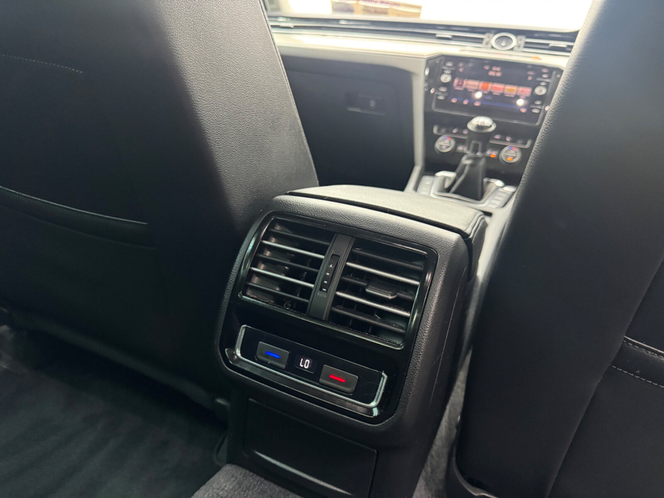 2019 Volkswagen Passat 2L Diesel For Sale Images