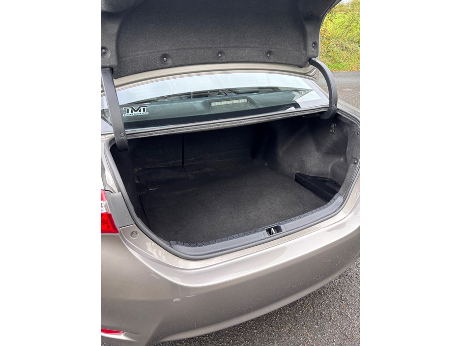2015 Toyota Corolla 1.4L Diesel For Sale Images