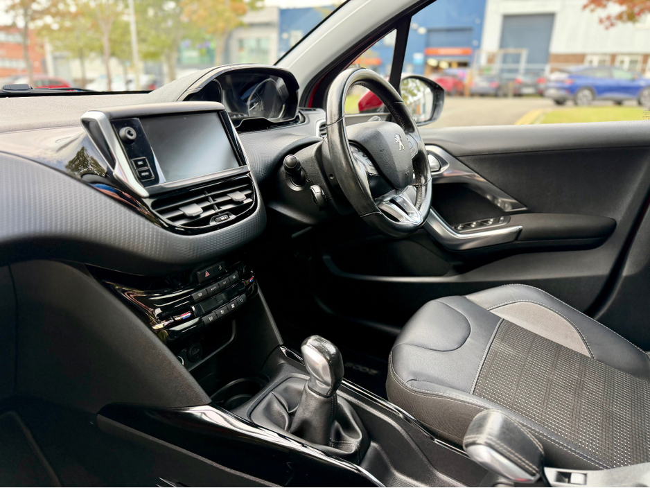 Peugeot 2008 ALLURE 1.2 PURETECH!ONLY 32K MLS!! — thumbnail 16