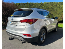 2017 Hyundai Santa Fe 2.2L Diesel For Sale Images