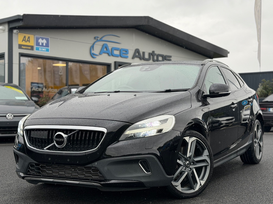 2018 Volvo V40 Cross Country