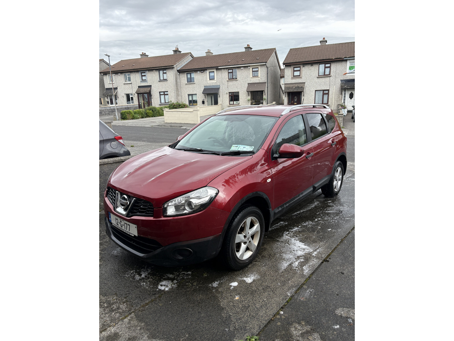 2012 Nissan Qashqai +2