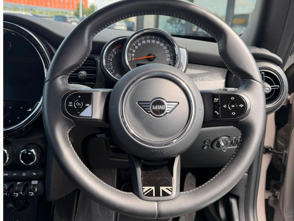 2023 MINI Hatch 1.5L Petrol For Sale Images