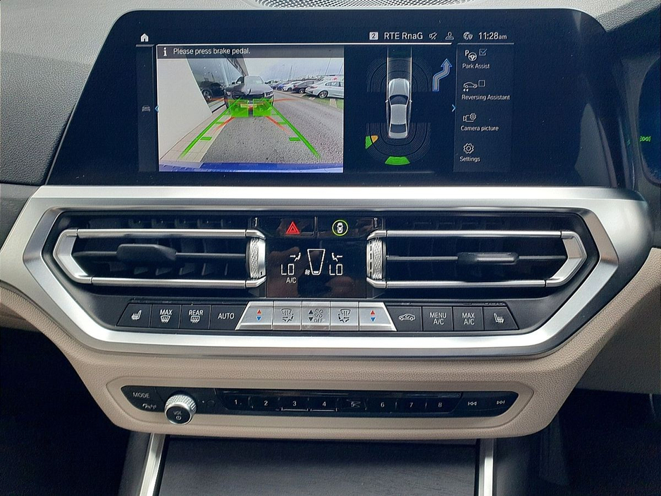 BMW 3 Series 330e M Sport Auto — thumbnail 19