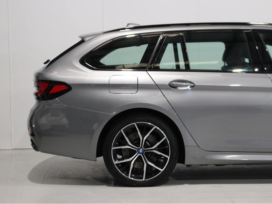 2022 BMW 5 Series 2L Hybrid For Sale Images