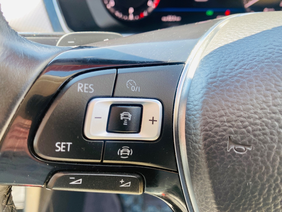 2019 Volkswagen Passat 2L Diesel For Sale Images