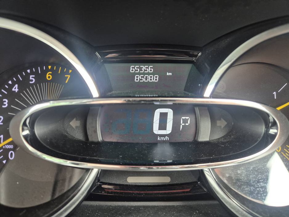 2015 Renault Clio 1.2L Petrol For Sale Images