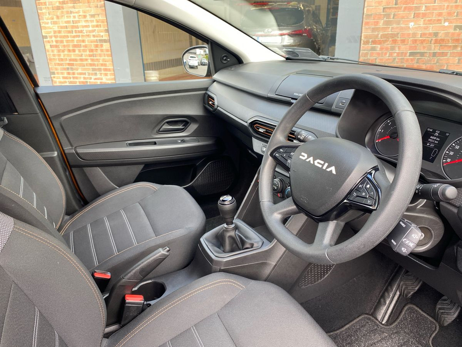Dacia Sandero Stepway Essential Turbo Petrol — thumbnail 9