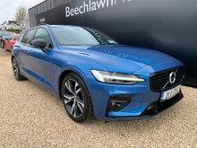 Volvo V60 2.0 B4 197 BHP DSL R-DESIGN AUTO // ONE OWNER // FULL SERVICE HISTORY // STUNNING CONDITION 02/27 NCT // €270 ROAD TAX //