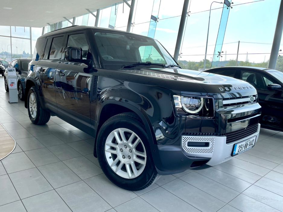 2025 Land Rover Defender 3L Diesel For Sale Images