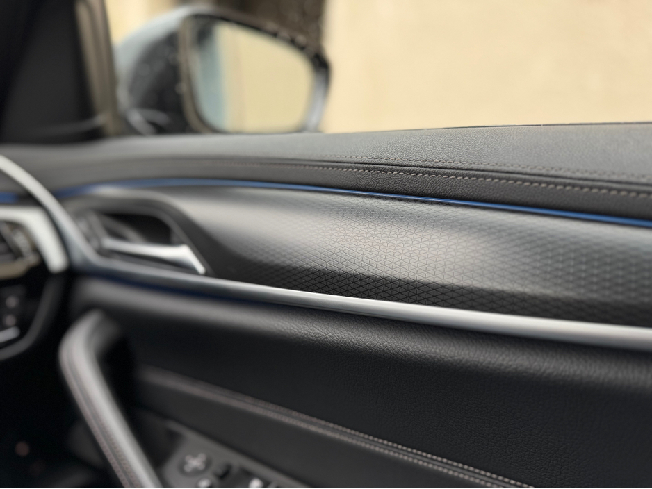 2023 BMW 5 Series 2.0L Petrol Plug-in Hybrid For Sale Images