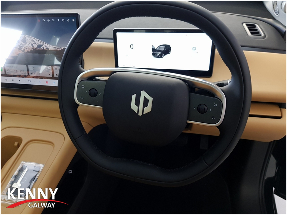 2026 Leapmotor C10 1.5L Petrol Plug-in Hybrid For Sale Images