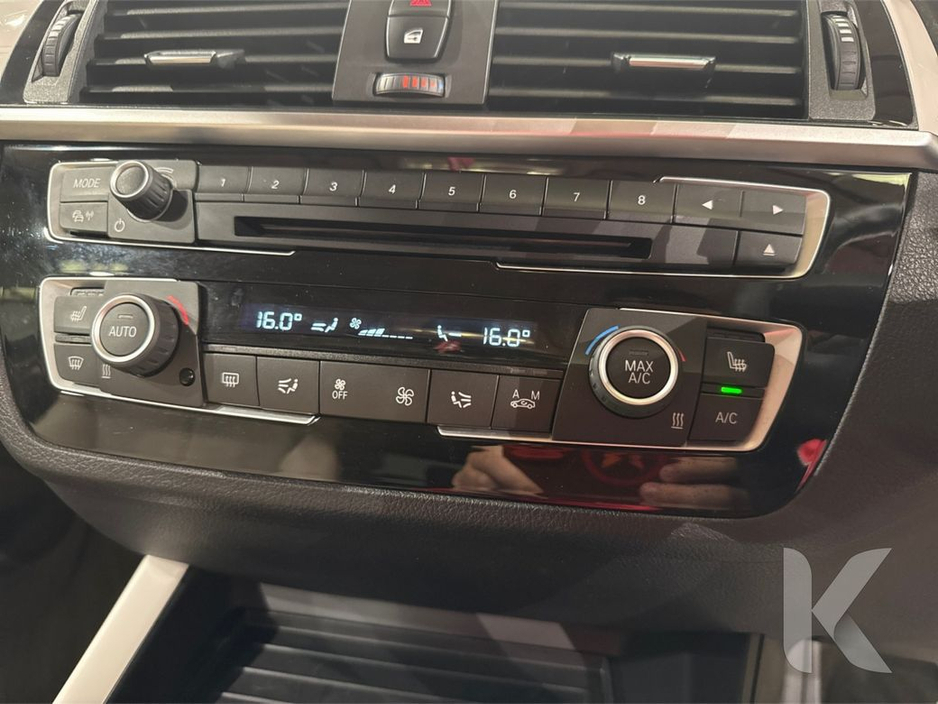 BMW 1 Series FASHIONISTA EDITION - 1.5 AUTOMATIC - UPGRADED ALLOYS - LEATHER TRIM - CRUISE CONTROL - REAR CAMERA — thumbnail 21