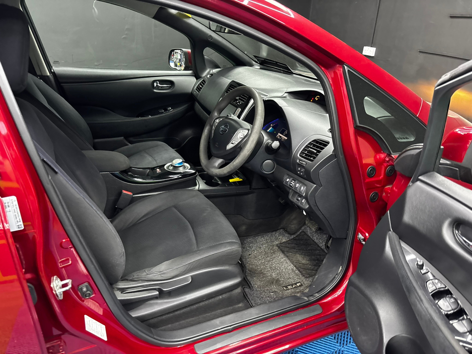Nissan Leaf 24K EV SV 4DR AUTO — thumbnail 29