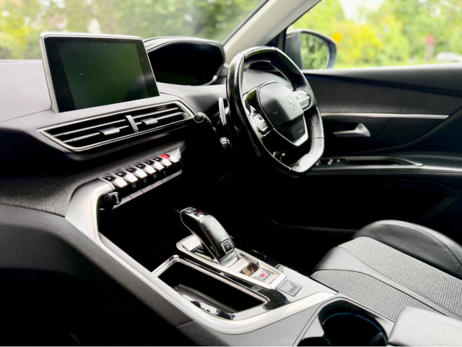 2020 Peugeot 5008 1.5L Diesel For Sale Images