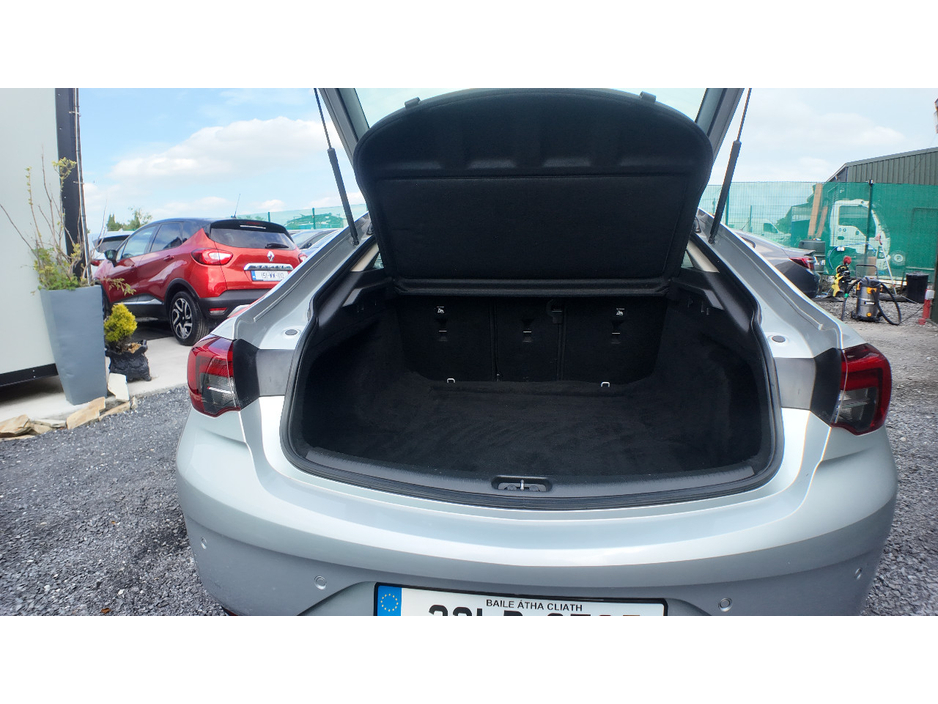 2022 Opel Insignia 1.5L Diesel For Sale Images