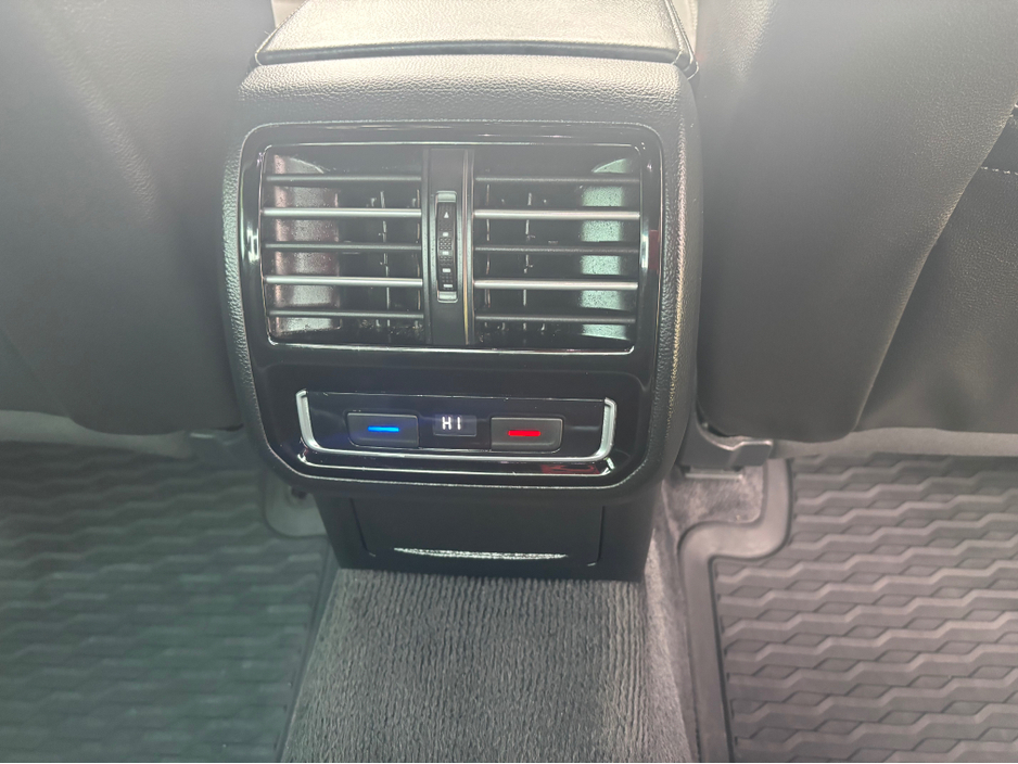 2018 Volkswagen Passat 2.0L Diesel For Sale Images