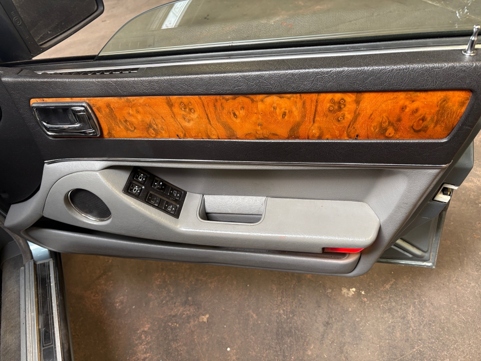 1990 Jaguar XJ6 2.9L Petrol For Sale Images