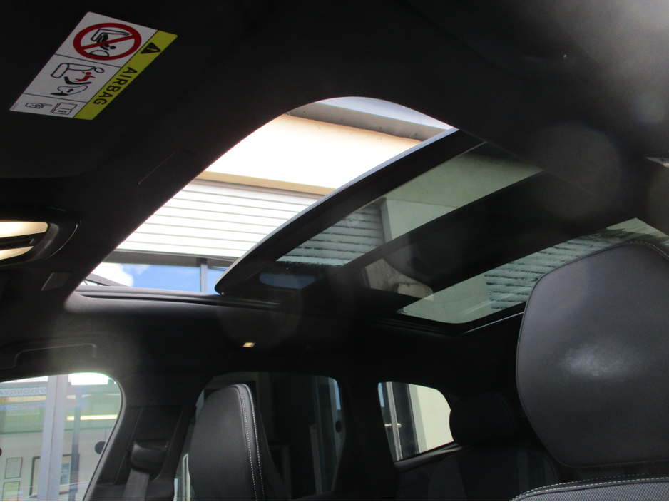 2023 Volvo XC60 2L Petrol Plug-in Hybrid For Sale Images