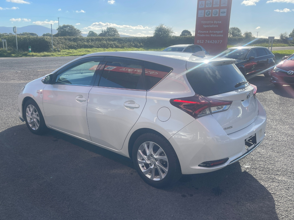 2016 Toyota Auris 1.8L Petrol Hybrid For Sale Images