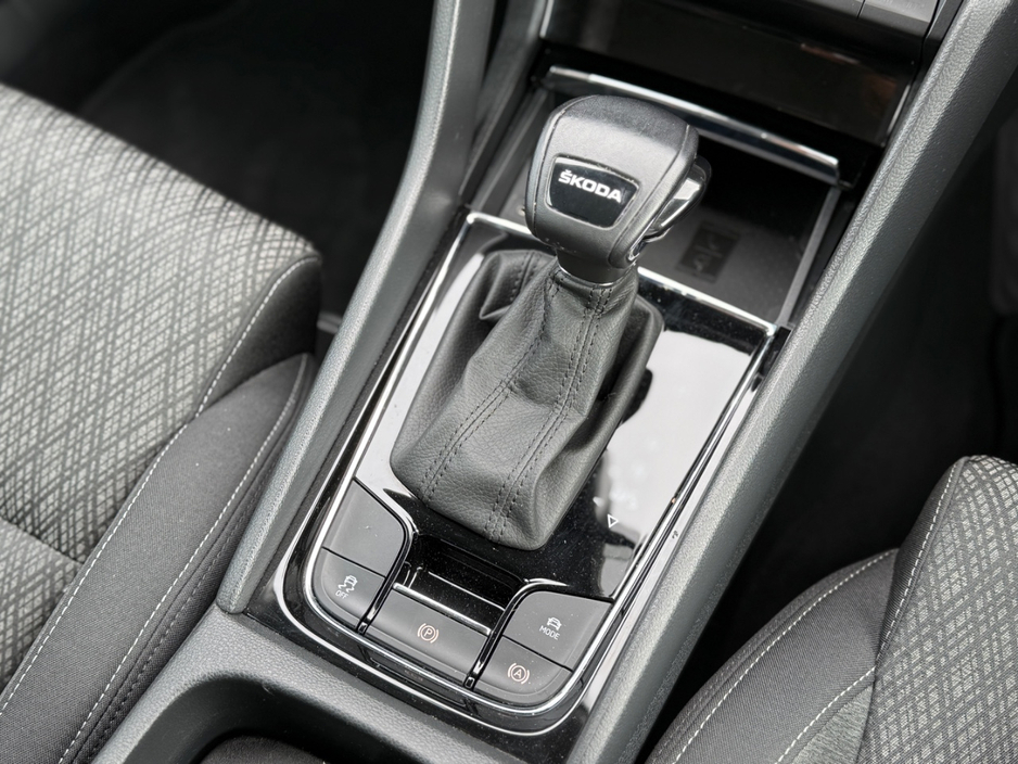 2023 Skoda Karoq 2L Diesel For Sale Images