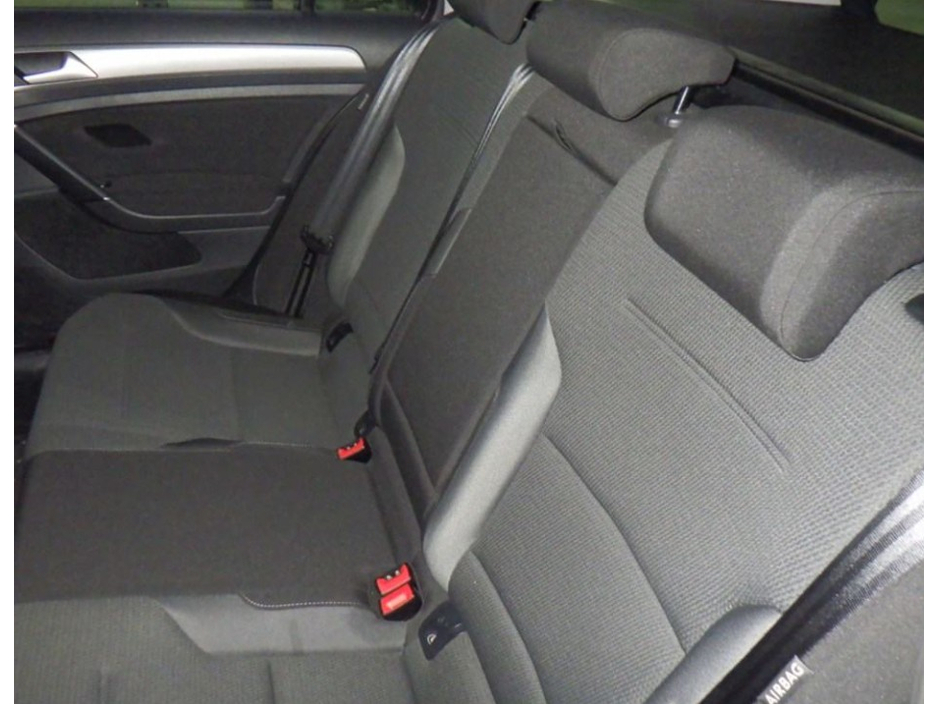 Volkswagen Golf 1.2 Golf Estate Petrol Auto — thumbnail 6