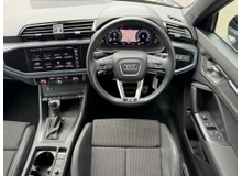 2023 Audi Q3 1.4L Petrol Plug-in Hybrid For Sale Images