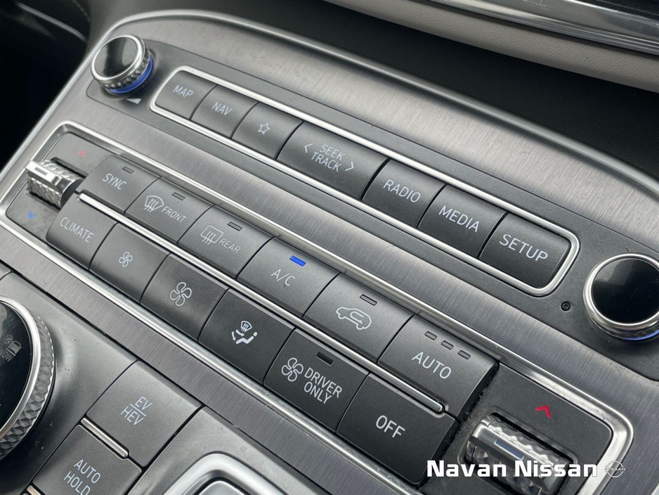 2021 Hyundai Santa Fe 1.6L Petrol Plug-in Hybrid For Sale Images