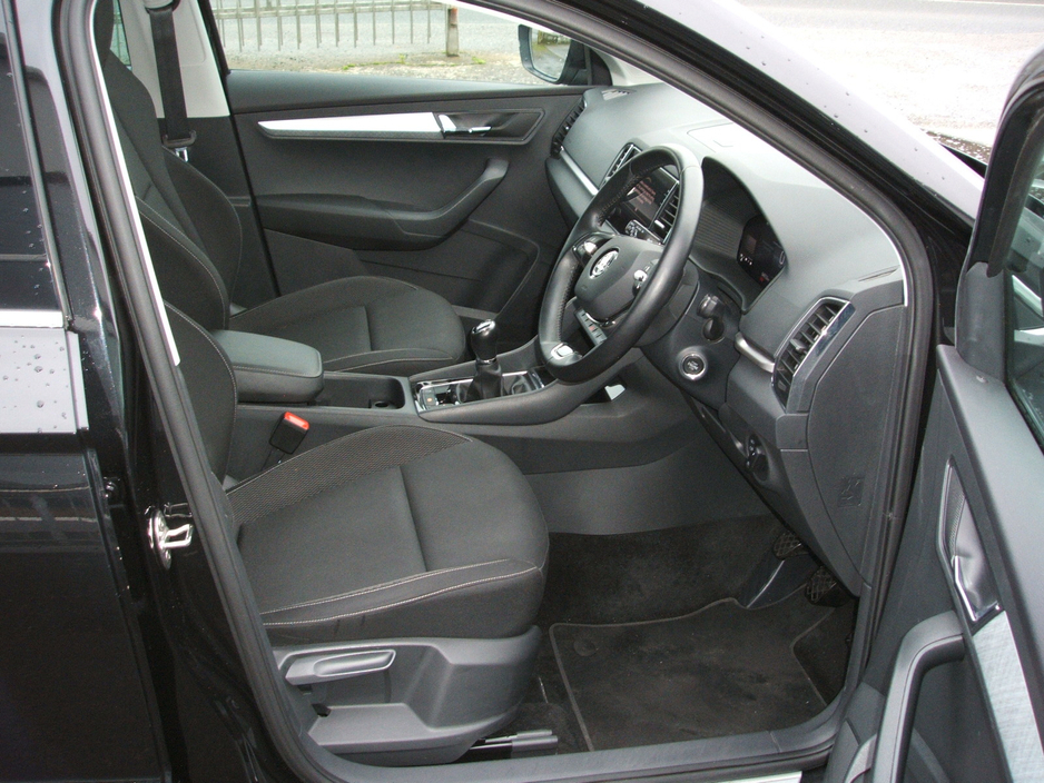 2023 Skoda Karoq 2L Diesel For Sale Images