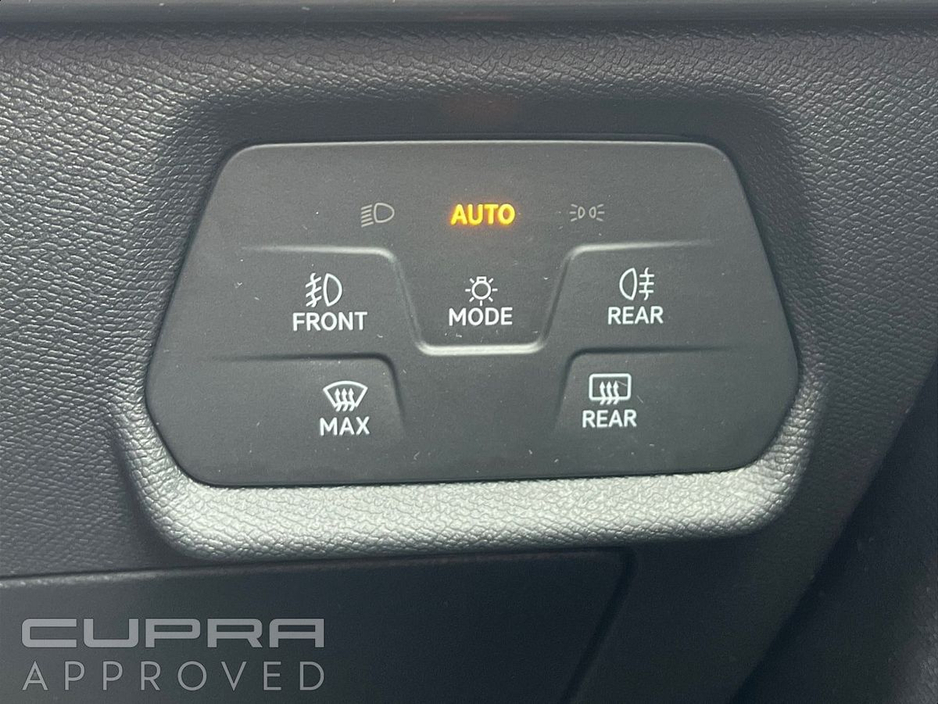Cupra Formentor e-Hybrid 204HP DSG - Panoramic Sunroof *24 MONTH CUPRA APPROVED WARRANTY* — thumbnail 23