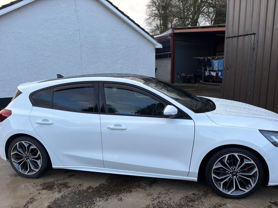Ford Focus ST-LINE VIGNALE 1.5 TD 120 A8 4DR