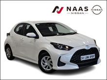 Toyota Yaris HYBRID 1.5 LUNA SPORT