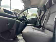 2020 Nissan NV300 2L Diesel For Sale Images
