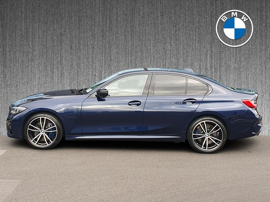 BMW 3 Series 330e M Sport Pro Edition — thumbnail 3