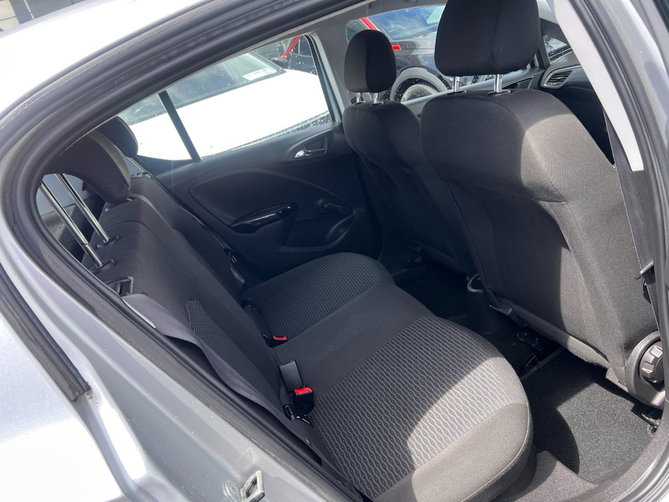 Opel Corsa SC 1.4 I 90PS 5DR **NEW NCT/Low KMs/Full Service History www.bolands.ie Est.1955 — thumbnail 9
