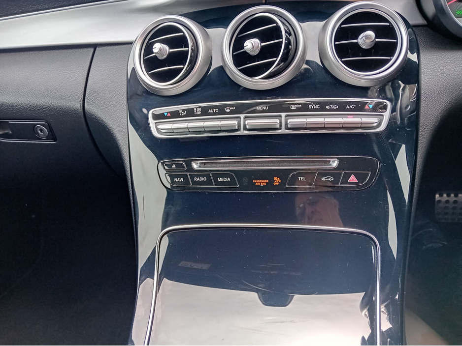 2015 Mercedes-Benz C Class 2.1L Diesel For Sale Images