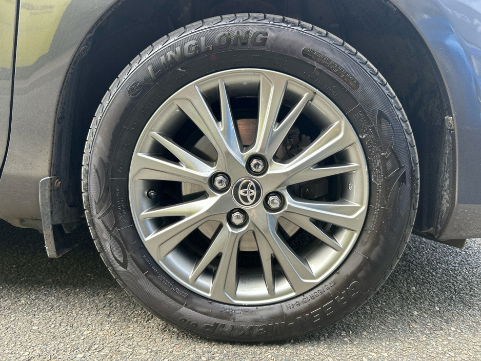 2018 Toyota Yaris 1L Petrol For Sale Images