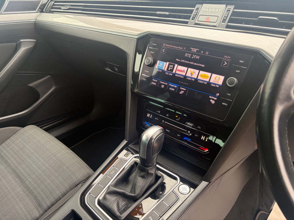 2021 Volkswagen Passat 2L Diesel For Sale Images