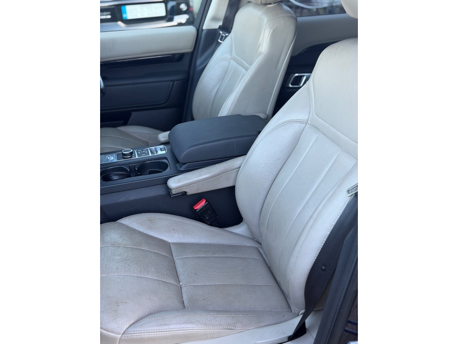 2018 Land Rover Discovery 3L Diesel For Sale Images