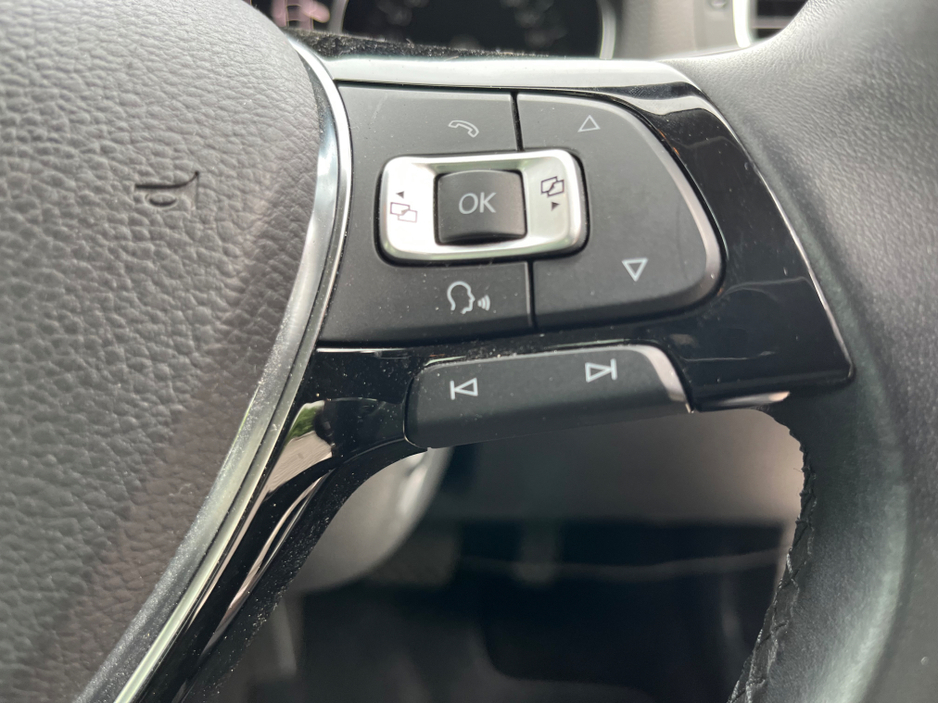 2015 Volkswagen Polo 1.2L Petrol For Sale Images