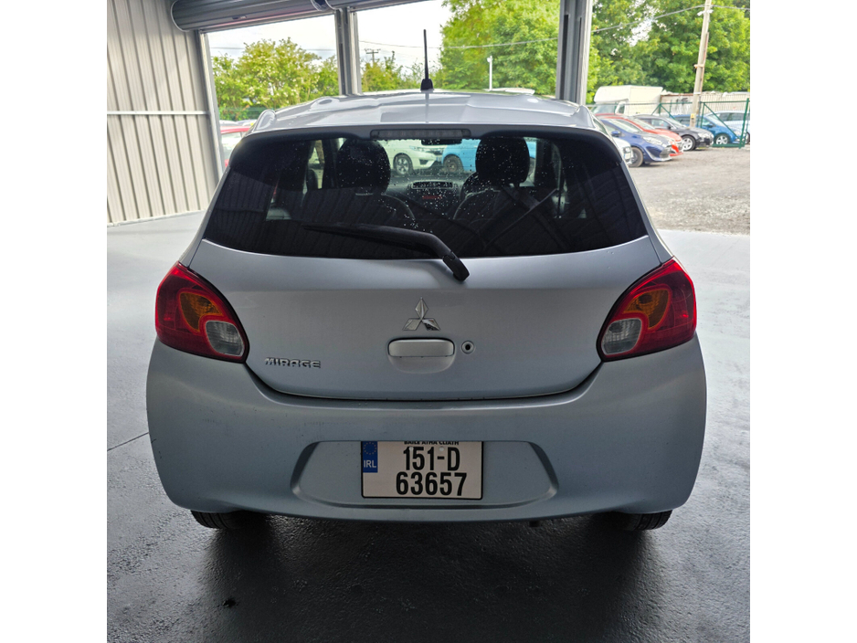 Mitsubishi Mirage — thumbnail 7