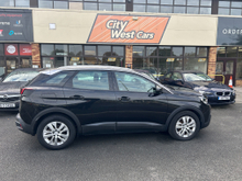Peugeot 3008 1.2///ONLY 82000KLMS///I OWNER IRISH CAR WITH FULL PEUGEOT SERVICE HISTORY////NCT AND TAX UNTIL 2027//LOVELY EXAMPLE