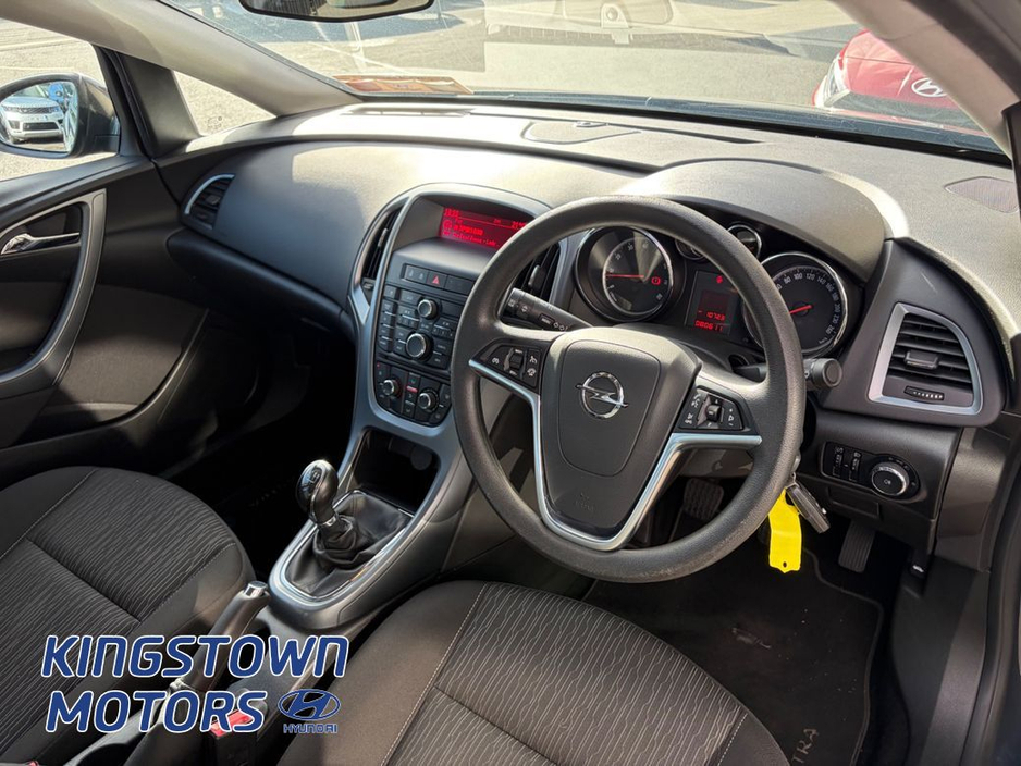 Opel Astra SC 1.4I 100PS 4DR — thumbnail 7